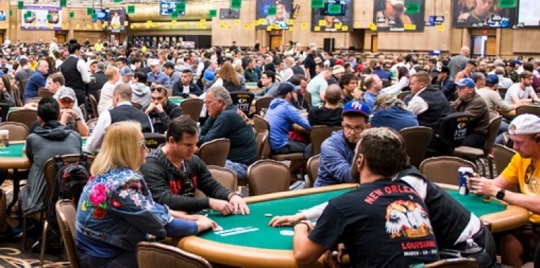 WSOP2017 THE COLOSSUS III Start